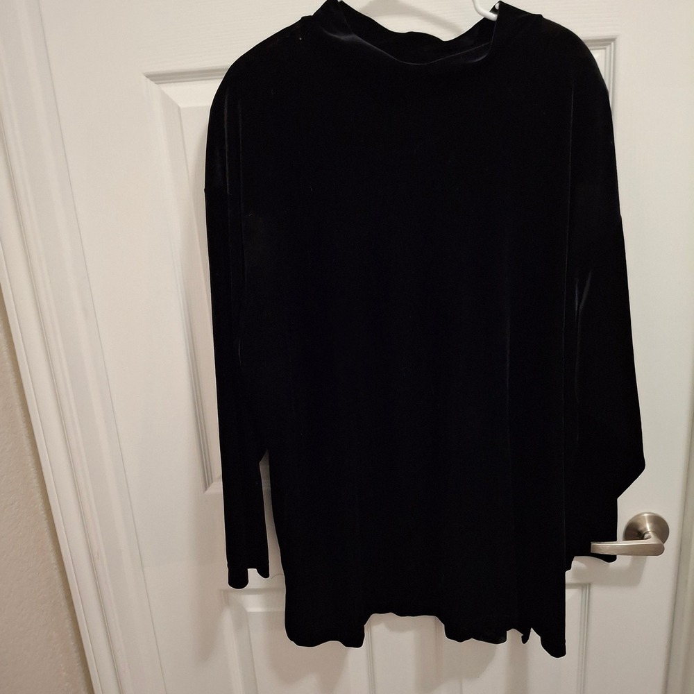 Bechamel II Black Velvet Long Sleeve Mock Neck Tunic Top Plus‎ Size 3X